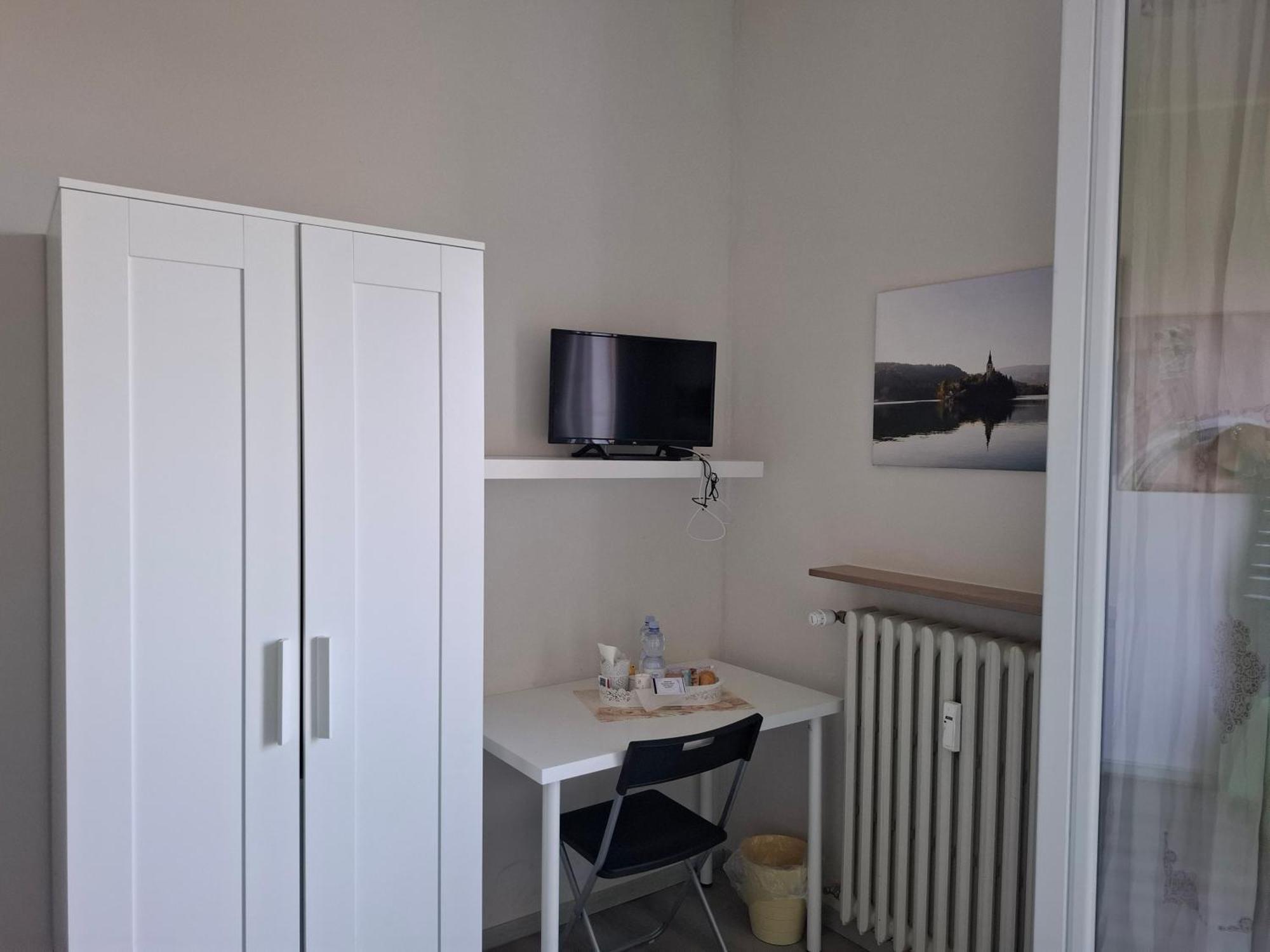 Fare Bnb - Room Del Parco 雷焦艾米利亚 外观 照片