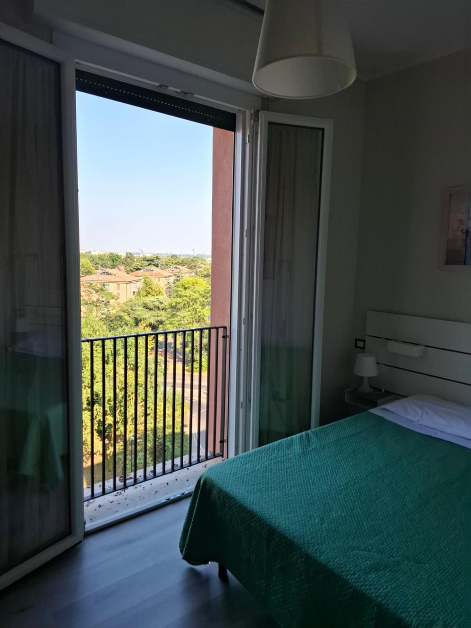 Fare Bnb - Room Del Parco 雷焦艾米利亚 外观 照片