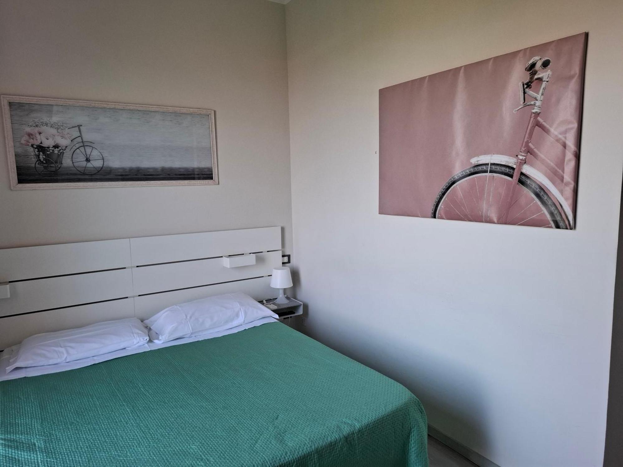 Fare Bnb - Room Del Parco 雷焦艾米利亚 外观 照片